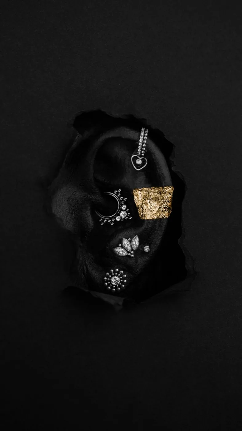 PIERCING · COMPOSICIÓN