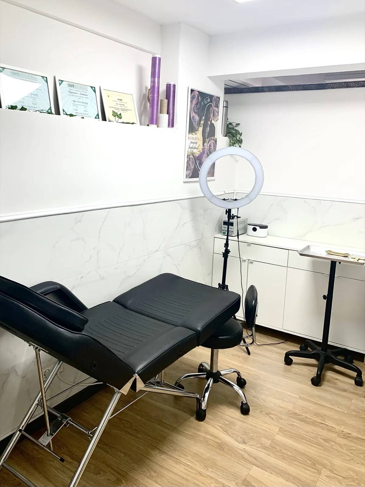 Cabina de trabajo del estudio HERA, donde se imparte la formación